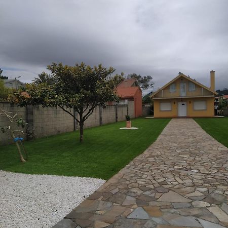 Insua Villa Malpica Bagian luar foto