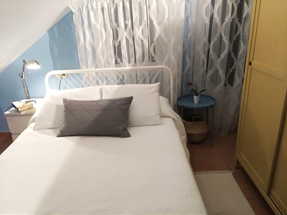 Insua Villa Malpica Bagian luar foto
