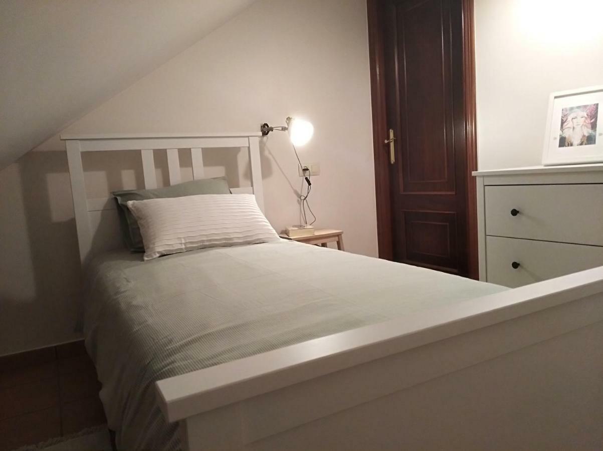 Insua Villa Malpica Bagian luar foto